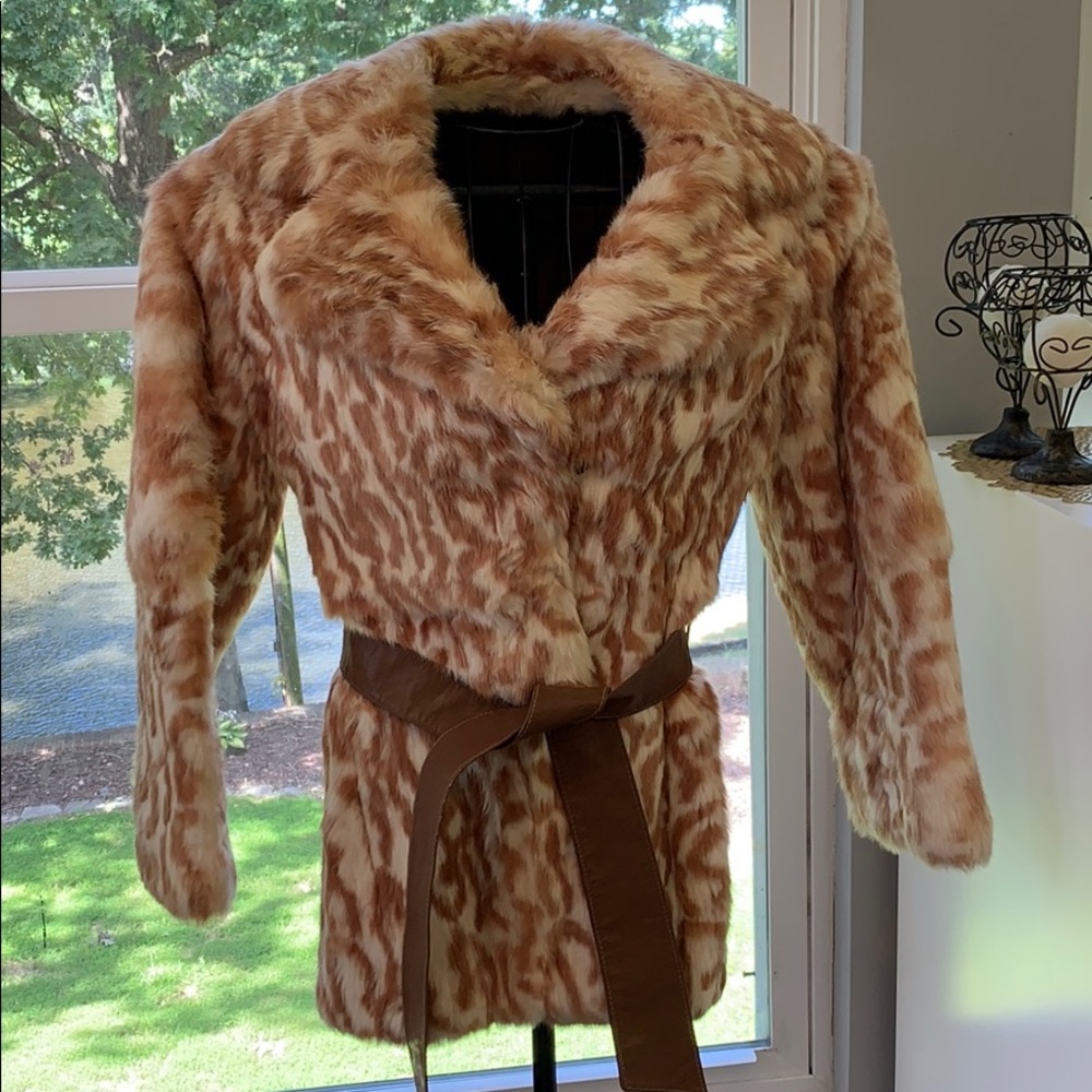 Authentic Gorgeous Multicolored Rabbit Fur - Picture 3 of 10